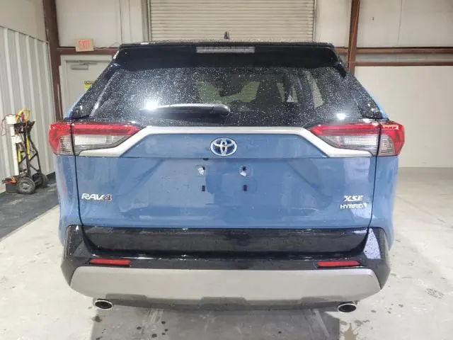 2024 TOYOTA RAV4 XSE  