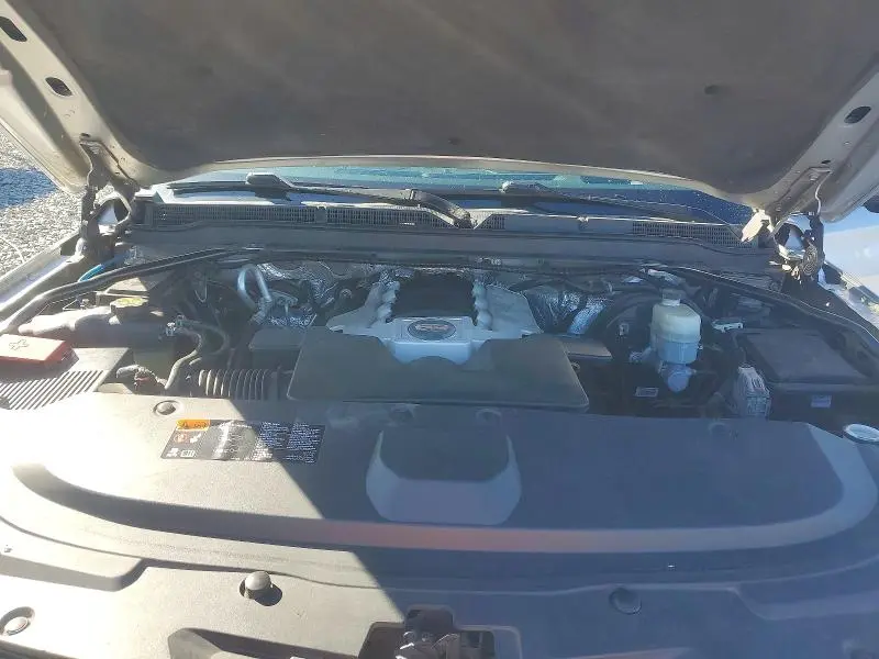 2016 CADILLAC ESCALADE LUXURY  