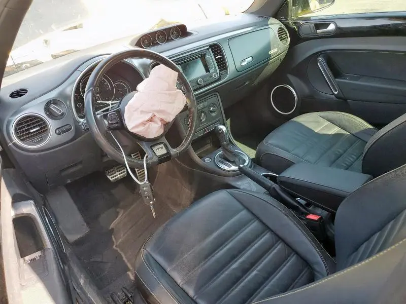 2014 VOLKSWAGEN BEETLE TURBO  