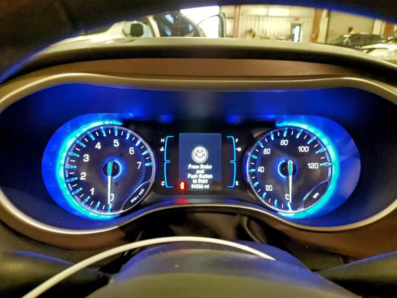 2021 CHRYSLER VOYAGER LXI  