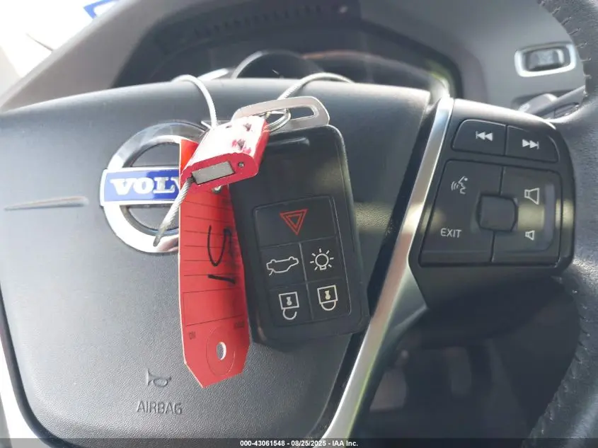 2017 VOLVO S60 INSCRIPTION T5