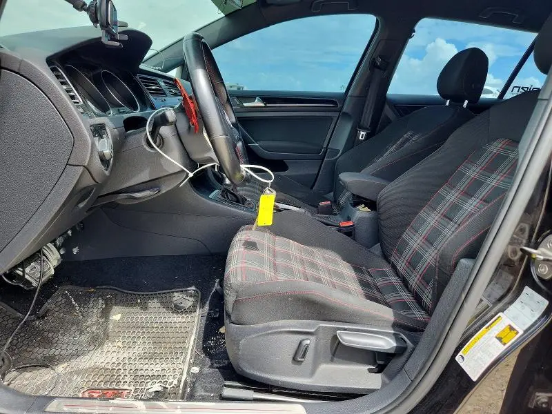 2017 VOLKSWAGEN GTI S  