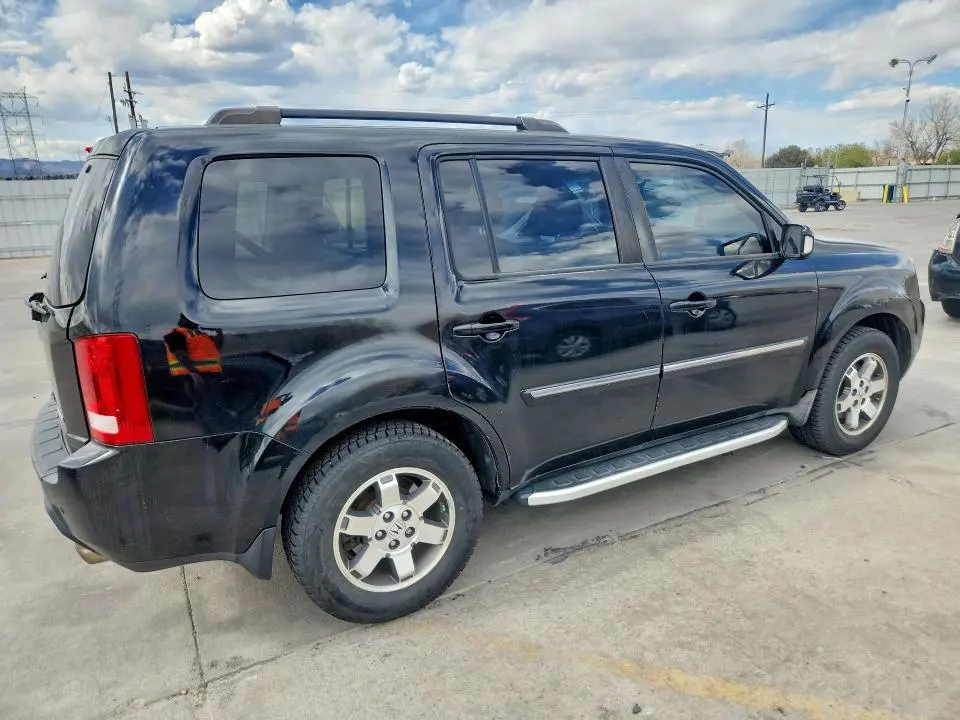 2010 HONDA PILOT TOURING  