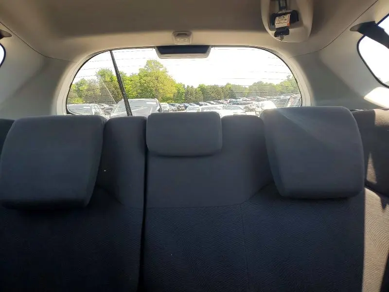 2011 HONDA FIT   