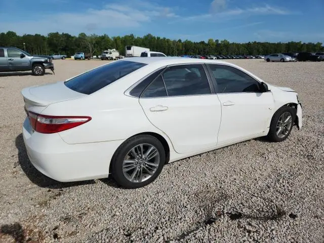 2015 TOYOTA CAMRY SE  
