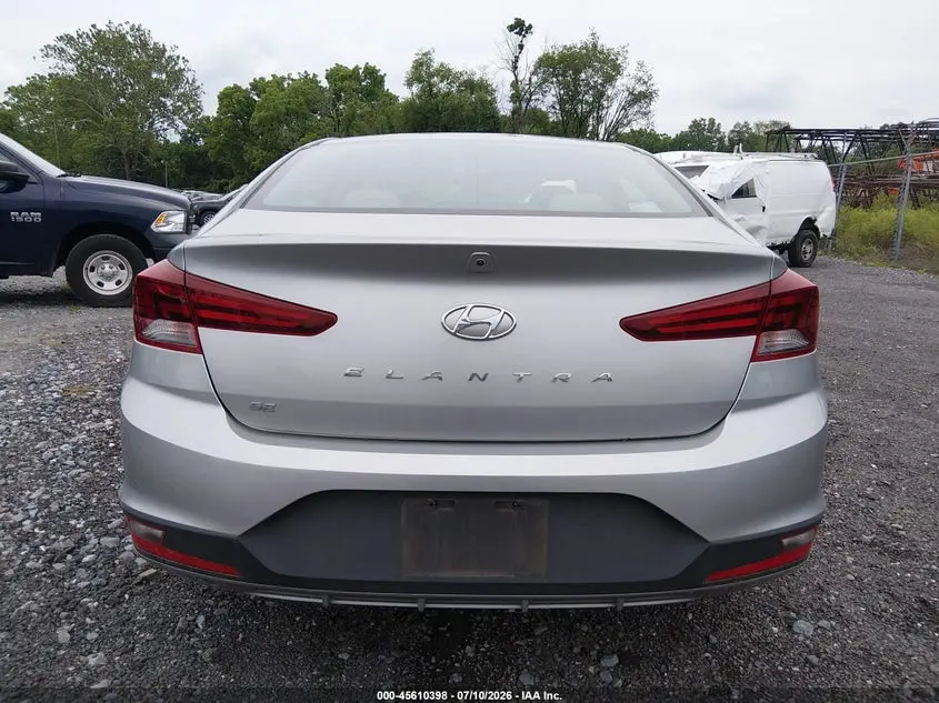 2020 HYUNDAI ELANTRA SE