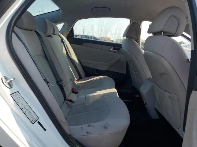 2017 HYUNDAI SONATA SE  