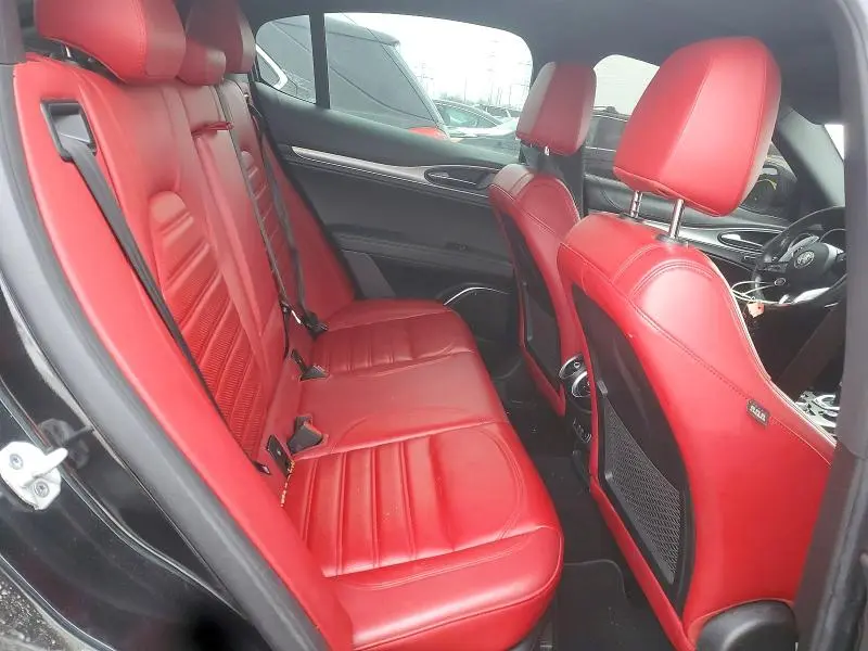 2022 ALFA ROMEO STELVIO TI  