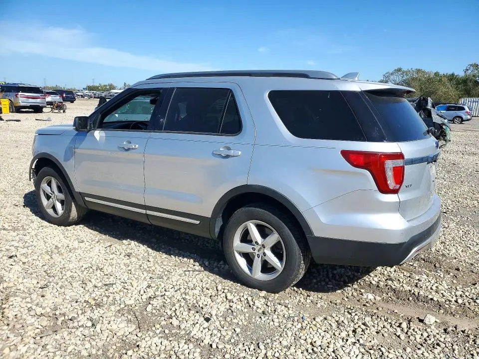 2016 FORD EXPLORER XLT  