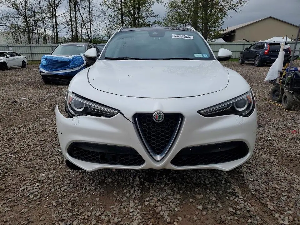2018 ALFA ROMEO STELVIO TI  