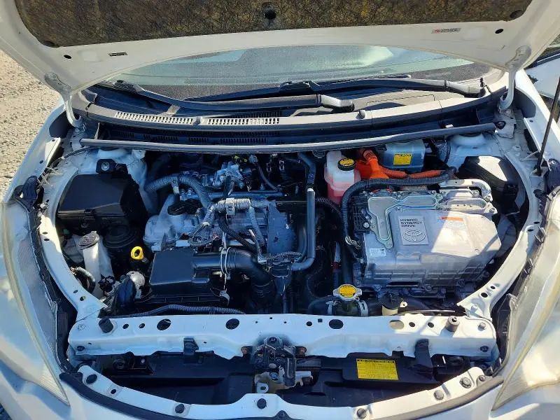 2012 TOYOTA PRIUS C TWO  