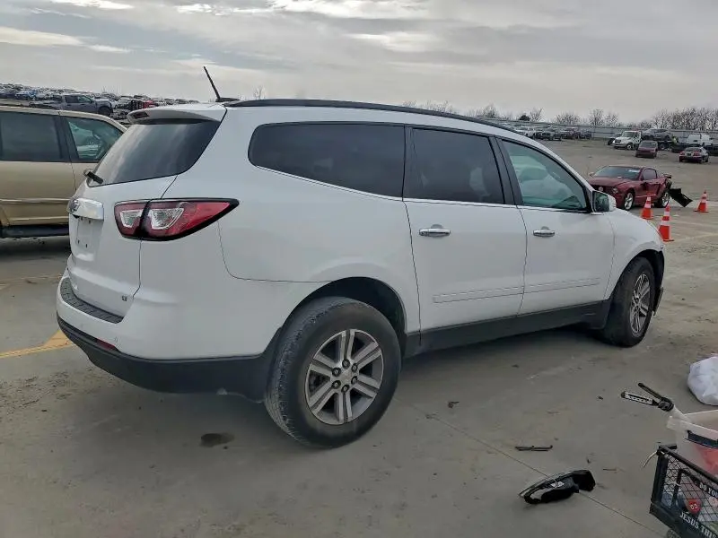 2017 CHEVROLET TRAVERSE LT  