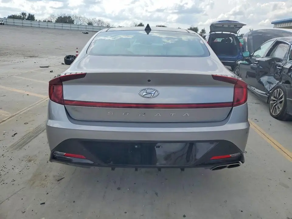 2021 HYUNDAI SONATA SEL  