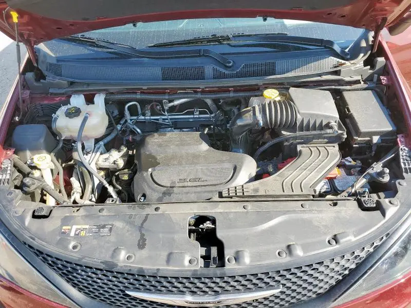 2022 CHRYSLER VOYAGER LX  