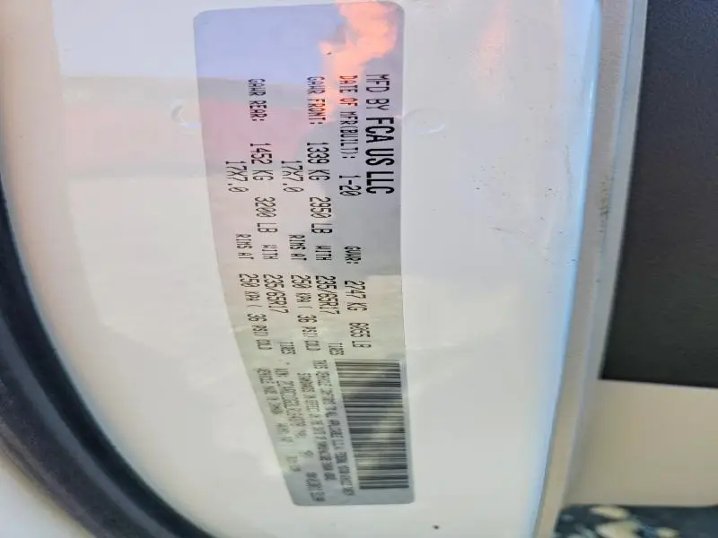 2020 CHRYSLER VOYAGER LXI  