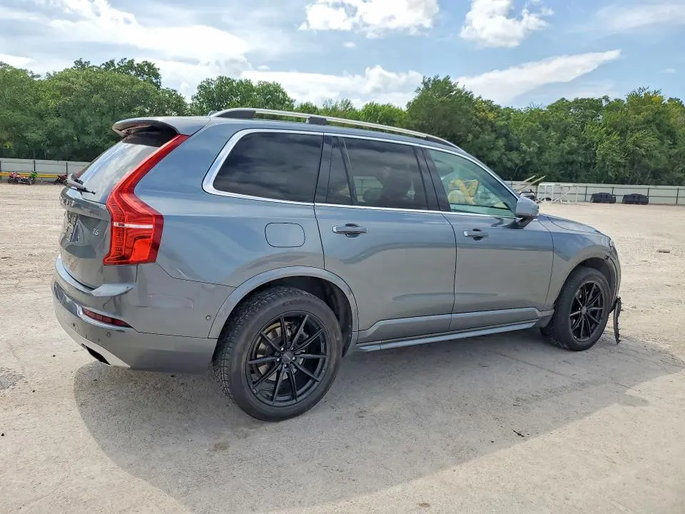 2018 VOLVO XC90 T6  
