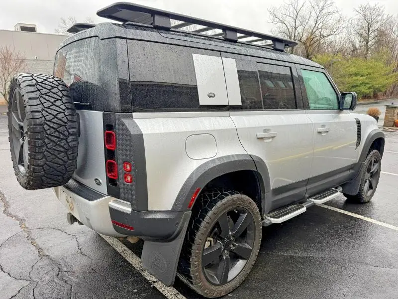2020 LAND ROVER DEFENDER 110 1ST EDITION  