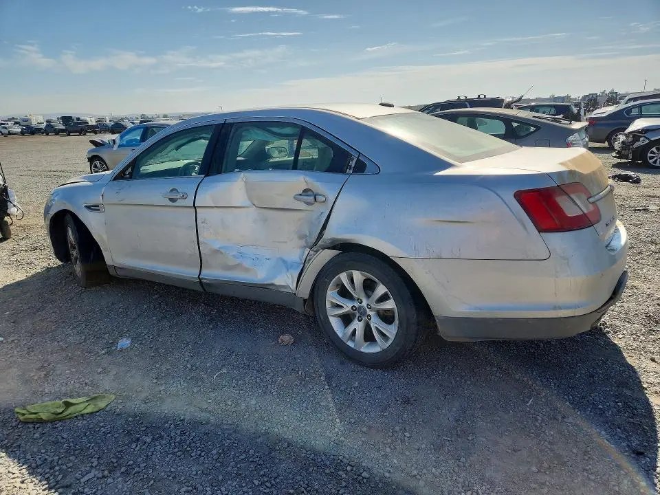 2010 FORD TAURUS SEL  