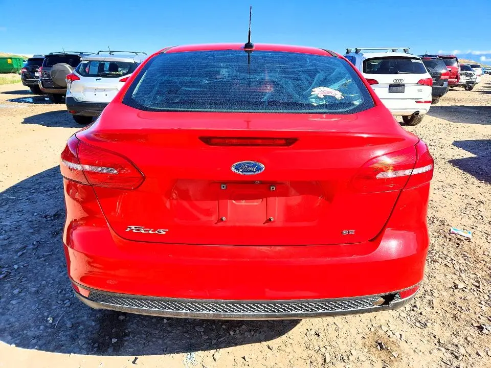 2016 FORD FOCUS SE  