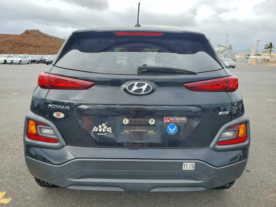 2018 HYUNDAI KONA SE  