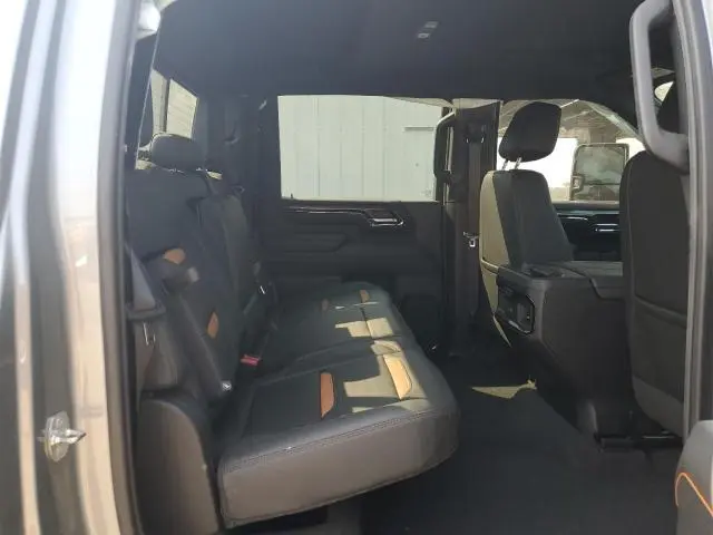 2024 GMC SIERRA K2500 AT4  