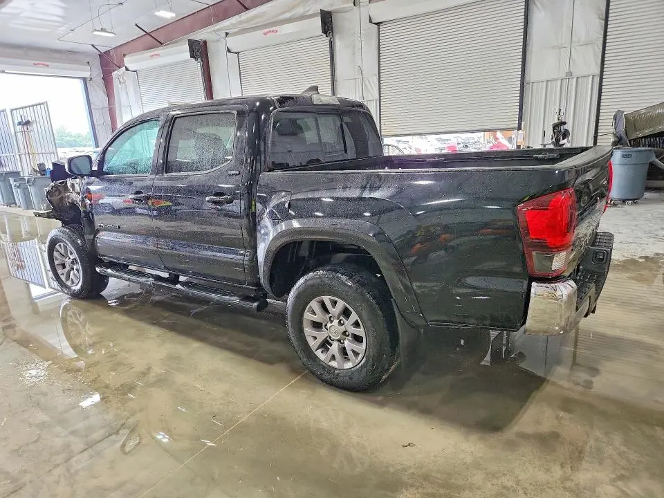 2019 TOYOTA TACOMA SR5 V6  
