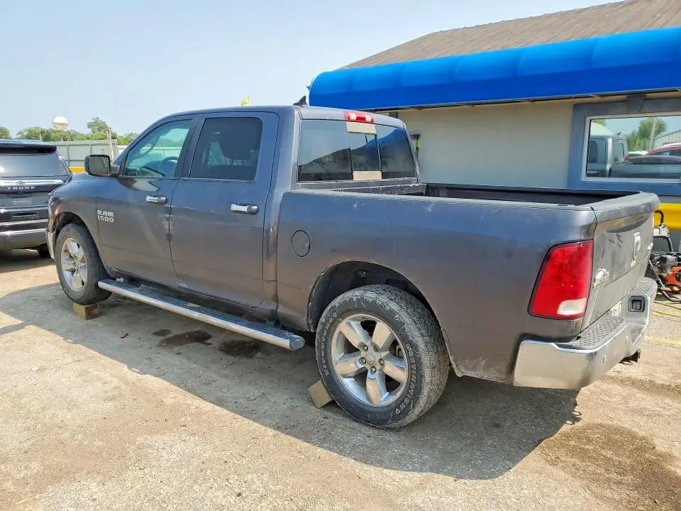 2017 RAM 1500 SLT  