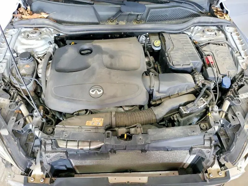 2017 INFINITI QX30 PREMIUM  