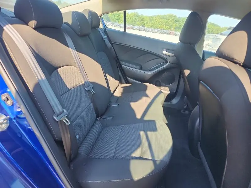 2018 KIA FORTE LX  