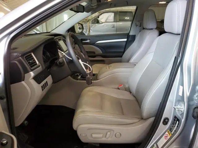 2015 TOYOTA HIGHLANDER XLE  