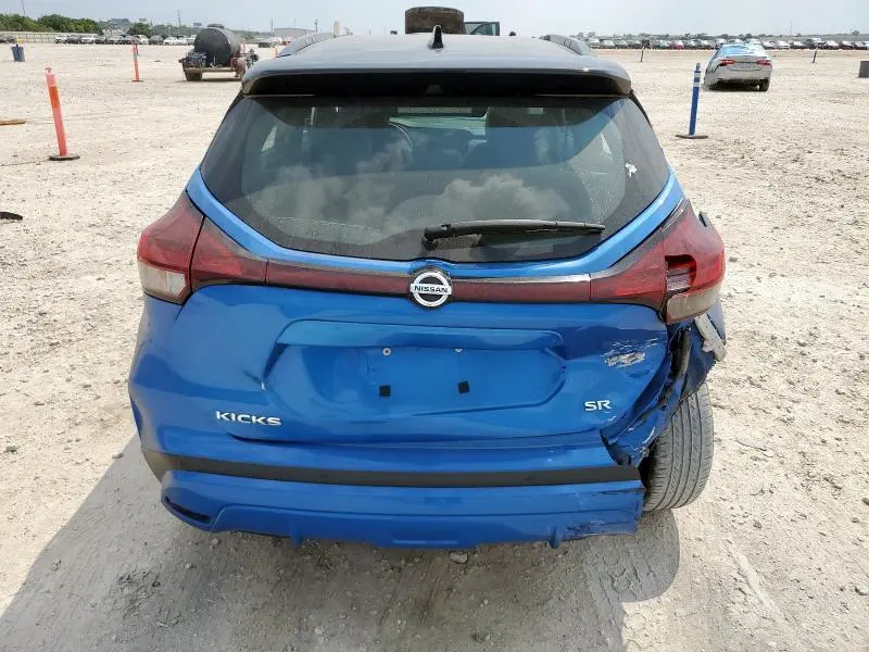 2021 NISSAN KICKS SR  