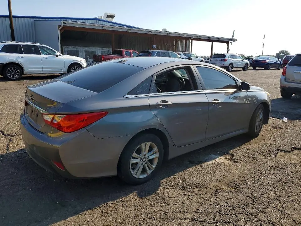 2014 HYUNDAI SONATA GLS  
