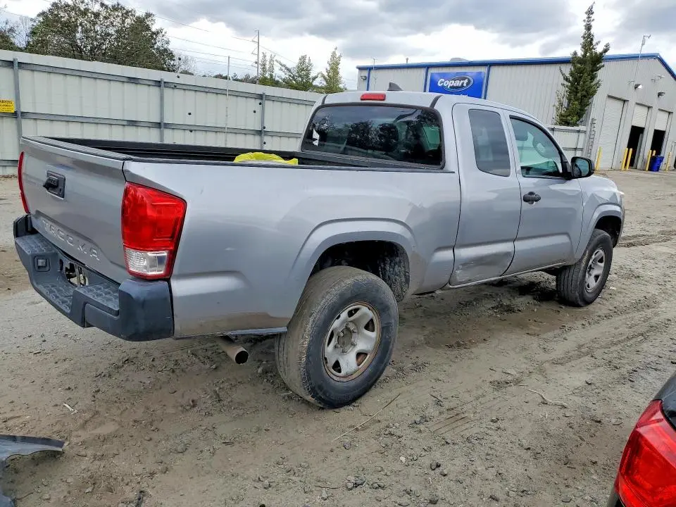 2017 TOYOTA TACOMA SR  