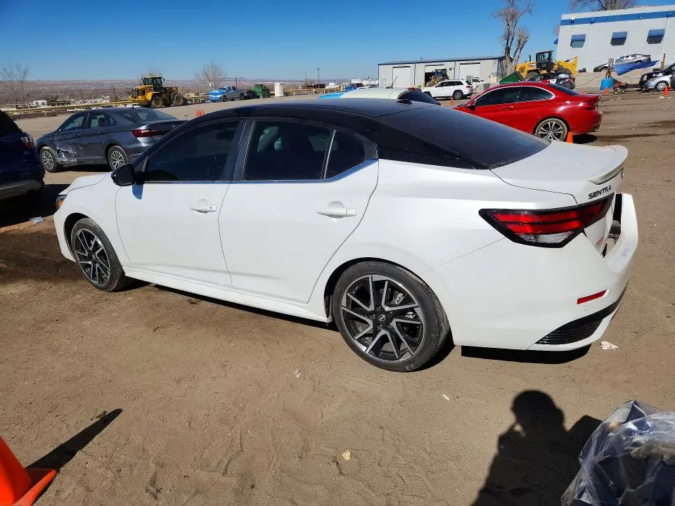 2025 NISSAN SENTRA SR  