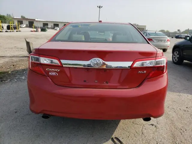 2012 TOYOTA CAMRY SE  