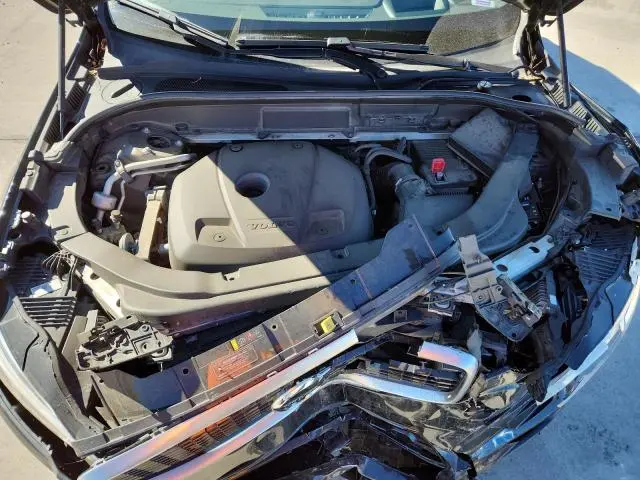 2019 VOLVO XC60 T5 R-DESIGN  