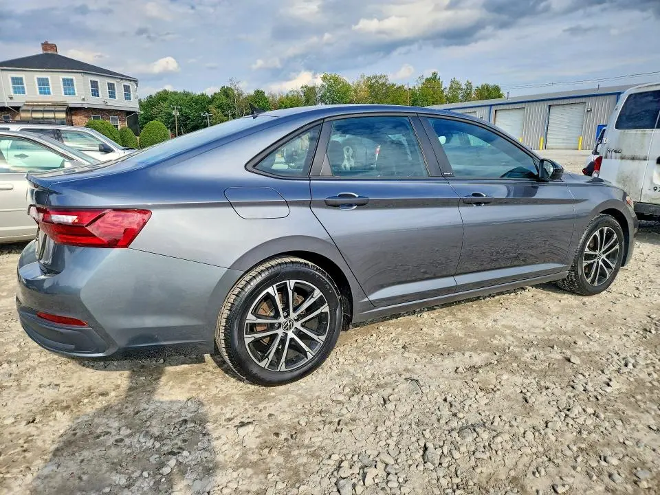 2023 VOLKSWAGEN JETTA SPORT  