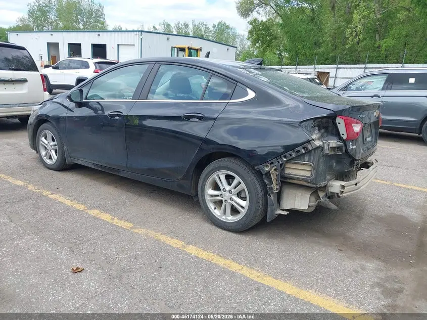 2017 CHEVROLET CRUZE LT AUTO