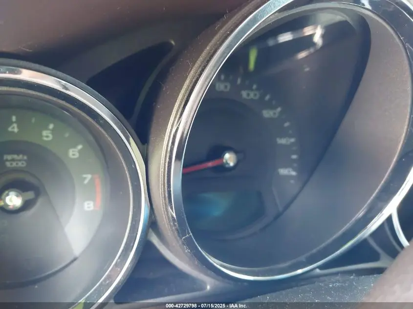 2010 CADILLAC CTS LUXURY