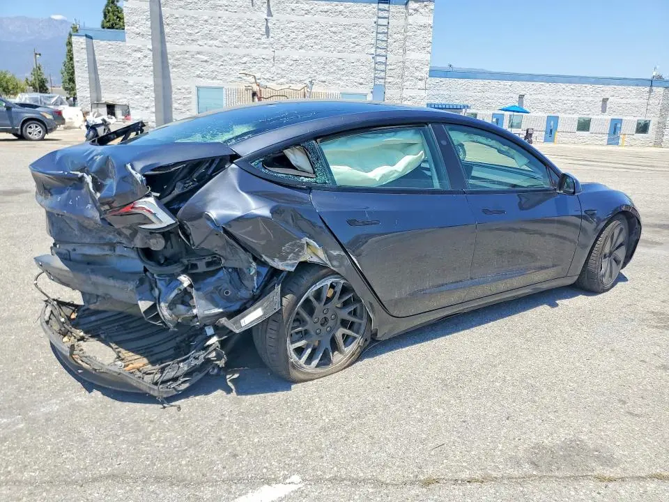 2024 TESLA MODEL 3   