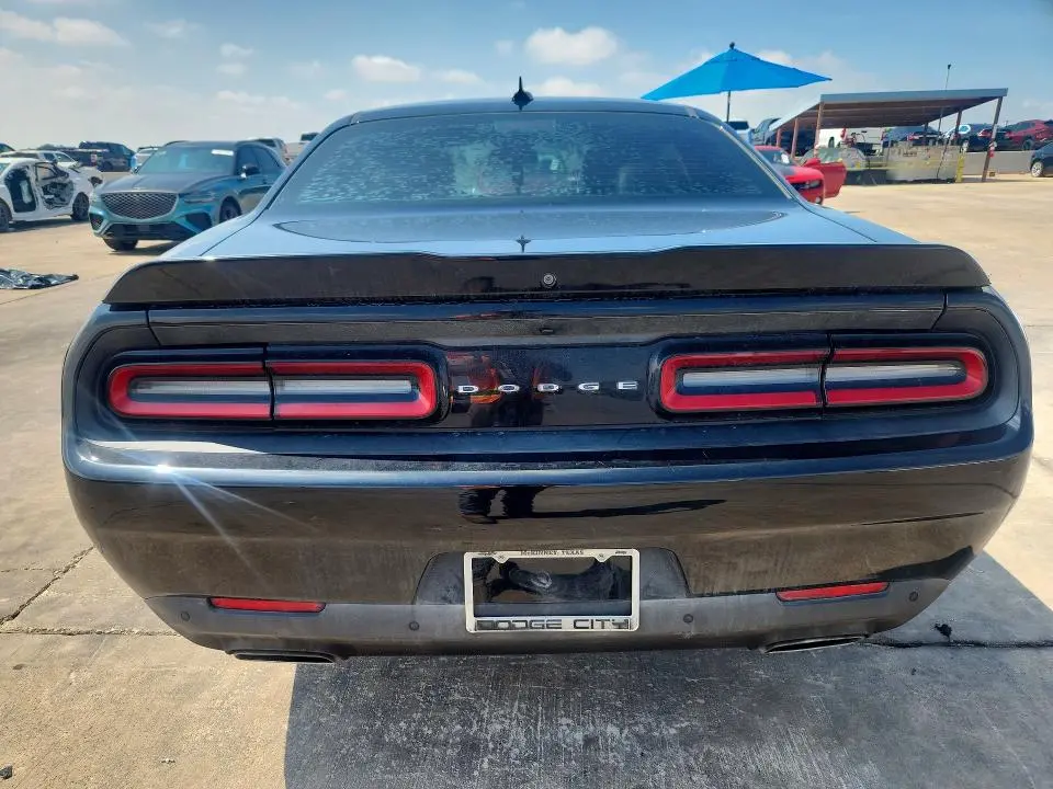 2018 DODGE CHALLENGER SXT  