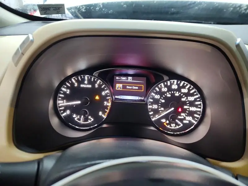 2016 NISSAN PATHFINDER PLATINUM  