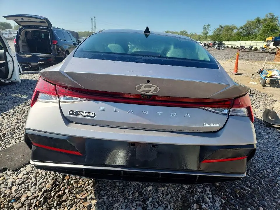 2026 HYUNDAI ELANTRA LIMITED  
