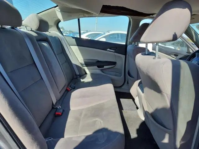 2011 HONDA ACCORD LX  