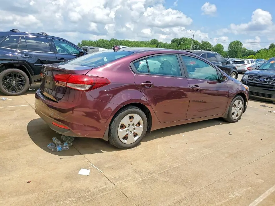 2018 KIA FORTE LX  