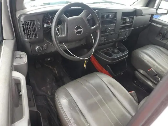 2017 GMC SAVANA G2500  