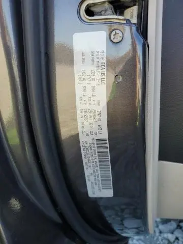 2020 CHRYSLER VOYAGER LXI  