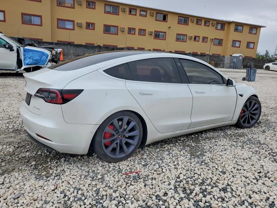 2020 TESLA MODEL 3   