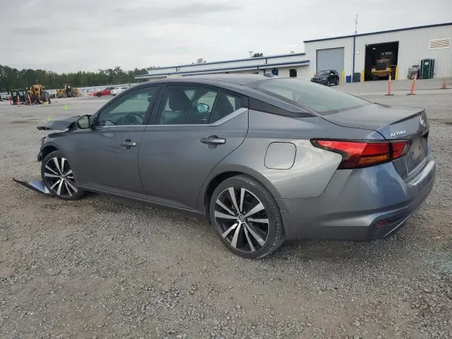 2022 NISSAN ALTIMA SR  