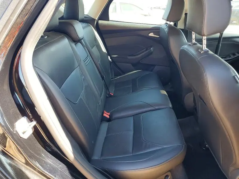 2016 FORD FOCUS TITANIUM  